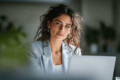 AI SEO expert analyzing website across different AI model levels